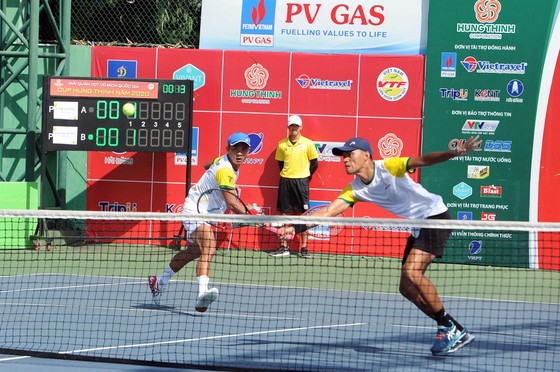 Đòi nợ “Vua đánh đôi”, Lý Hoàng Nam cùng Trịnh Linh Giang lên ngôi giải quần vợt vô địch quốc gia ảnh 1