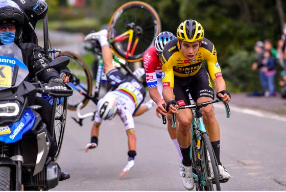 Tay đua Julian Alaphilippe vẫn là “Gã vô duyên” với Tour de France ảnh 2