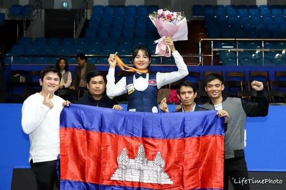 Mỹ nhân Billiards Campuchia Srong Pheavy gia nhập giải LPBA Hàn Quốc ảnh 3
