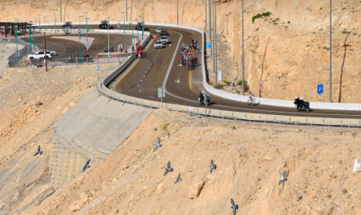 Cả đội Alpecin-Fenix buộc bỏ ngang giải xe đạp UAE Tour ảnh 2