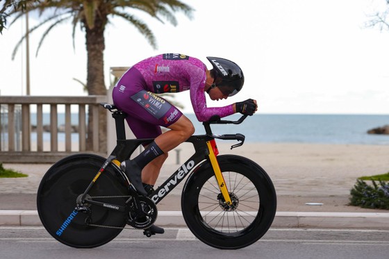 Chung cuộc giải xe đạp Tirreno – Adriatico 2021: Tadej Pogacar “gom” cả 3 chiếc áo danh giá ảnh 2