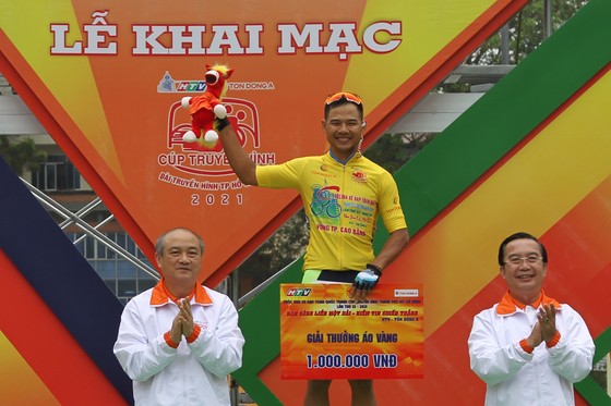 TPHCM thành công đưa Lê Nguyệt Minh thắng chặng mở màn cuộc đua xe đạp Cúp Truyền hình 2021  ảnh 3