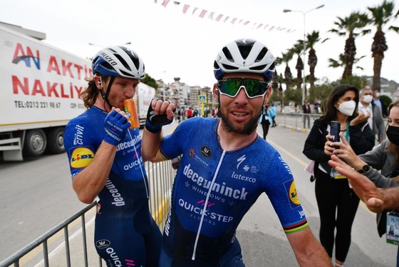 Mark Cavendish vẫn không có Áo xanh dù về nhất chặng cuối giải xe đạp Thổ Nhĩ Kỳ ảnh 1