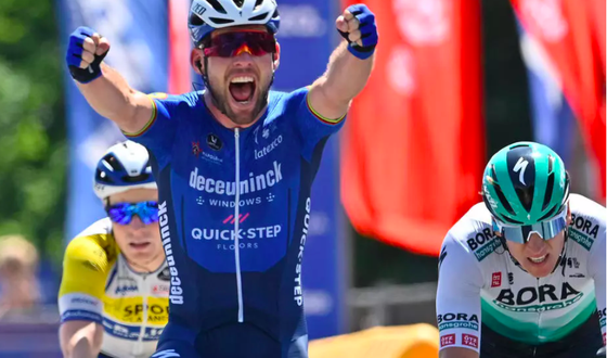 Tay đua Mark Cavendish quay trở lại Tour de France