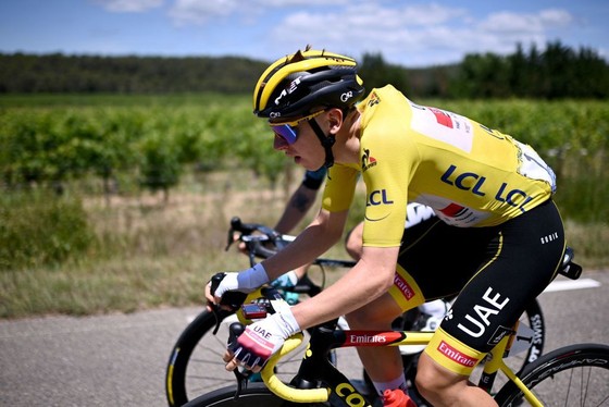 Mark Cavendish cân bằng kỷ lục thắng chặng ở Tour de France ảnh 3