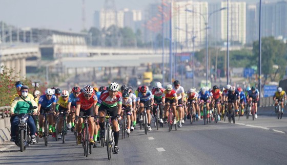 Sôi động cuộc đua xe đạp Mừng Xuân – Mừng Đảng và kỷ niệm 1 năm thành lập Thành phố Thủ Đức ảnh 1