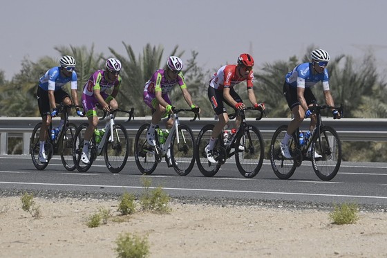 Jasper Philipsen thắng chặng mở màn WorldTour 2022 ảnh 2