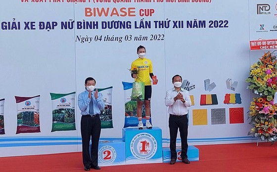 Như Quỳnh rút thắng chặng mở màn giải xe đạp nữ Biwase Cup 2022 ảnh 3