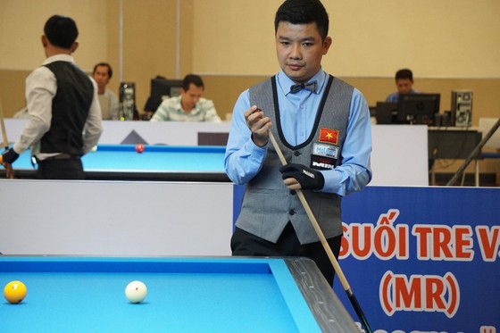Bao Phương Vinh hạ 2 cựu vô địch World Cup vào vòng knock out giải Billiard Seoul ảnh 2