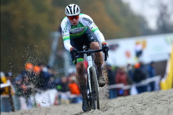 Laurens Sweeck chiến thắng ấn tượng tại Superprestige Merksplas ảnh 1