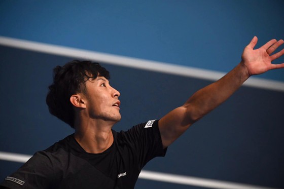 Không vào tứ kết giải Nhật Bản ATP 80, Lý Hoàng Nam vất vả cho chiếc vé dự giải quần vợt danh giá Australia Open ảnh 1