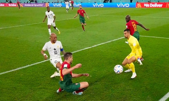 Bảng H: Bồ Đào Nha - Ghana 3-2, Ronaldo ghi tên vào lịch sử ảnh 2