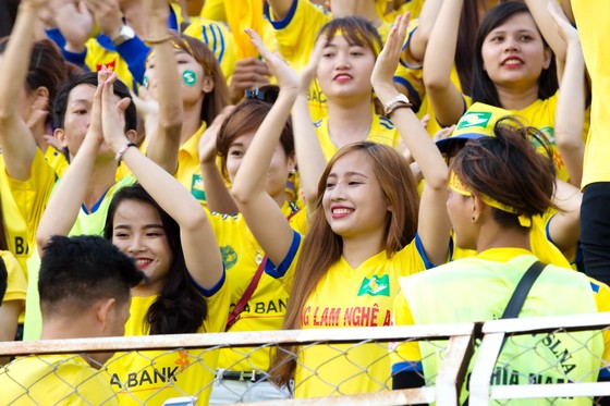 Tường thuật vòng 20 Toyota V-League 2017: Quảng Nam có bàn mở tỷ số ảnh 1
