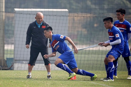 Đội U23 Việt Nam chuẩn bị cho thử thách ở sân chơi châu lục. Ảnh: MINH HOÀNG