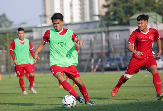U19 Việt Nam vào guồng chuẩn bị dự Giải vô địch Đông Nam Á 2018 ảnh 1