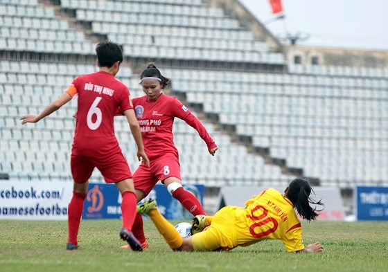 Hà Nội thắng trận thứ 3 tại giải bóng nữ VĐQG - Cúp Thái Sơn Bắc 2018 ảnh 1