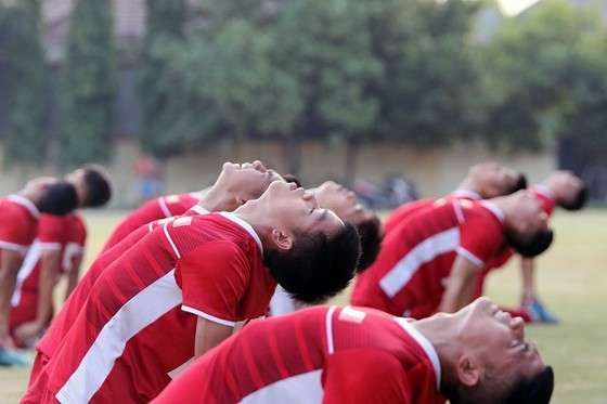 U19 Việt Nam thả lỏng sau trận hòa Thái Lan ảnh 2