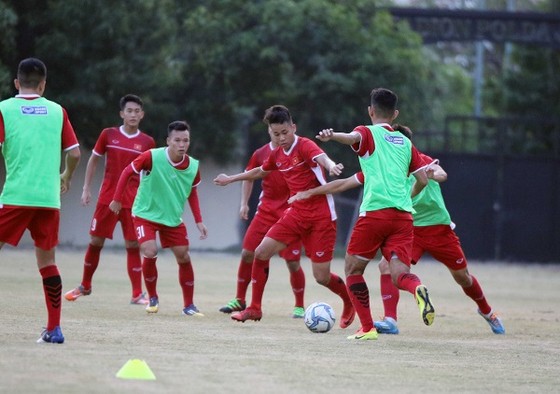 U19 Việt Nam thả lỏng sau trận hòa Thái Lan ảnh 4
