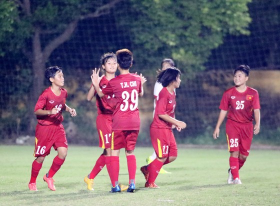 Đội U16 nữ Việt Nam khởi đầu thuận lợi. Ảnh: Đoàn Nhật