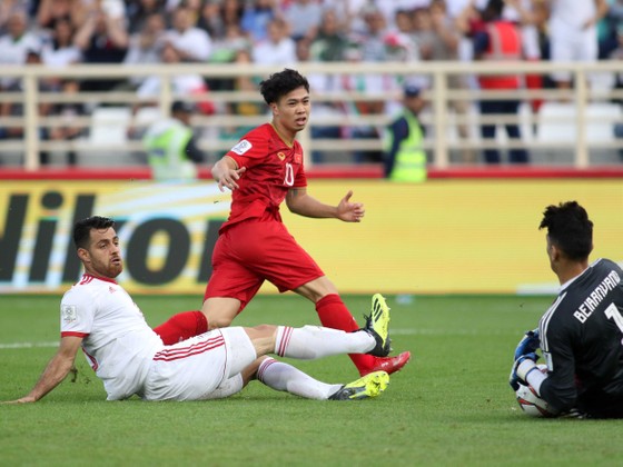 VCK Asian Cup 2019: Việt Nam - Iran 0-2  ảnh 5