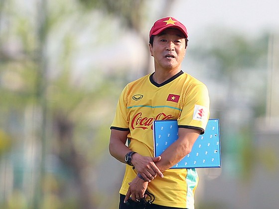 VFF quyết định chọn ông Lee Young-jin làm HLV trưởng đội U22 Việt Nam dự SEA Games 30 ảnh 1