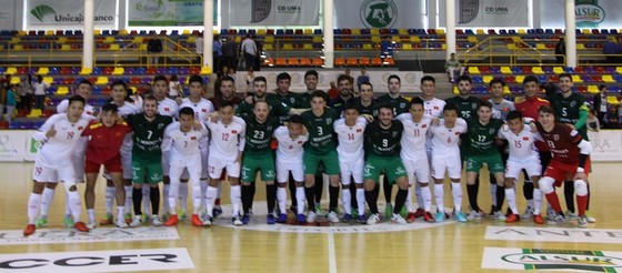 Đội tuyển futsal Việt Nam thua CLB UMA Antequera 4-5 ảnh 1