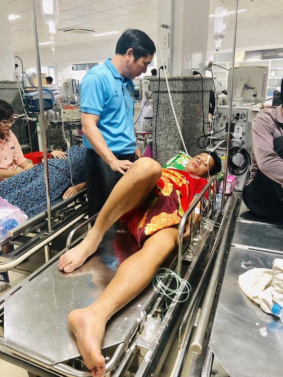 Cầu thủ Nguyễn Hùng Thiện Đức được chuyển đến bệnh viện 115 (TPHCM) ảnh 7