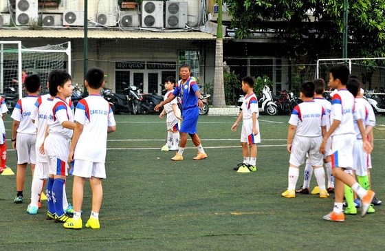 Lớp bóng đá “Ươm mầm tương lai” – Hoài niệm một thời về Cảng Sài Gòn  ảnh 4