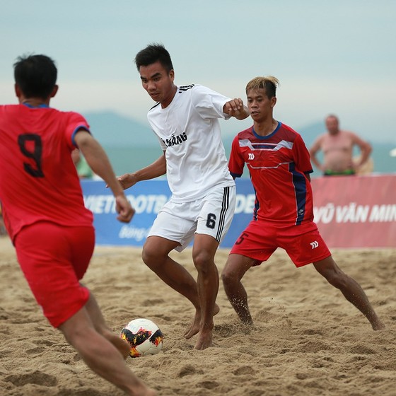 Khánh Hòa tranh chung kết cùng Đà Nẵng tại giải bóng đá bãi biển 2019 ảnh 1