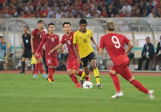 HLV Malaysia bỏ họp báo sau trận thua tuyển Việt Nam  ảnh 1