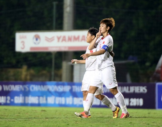 Thủ quân Tuyết Ngân là 1 trong 4 cầu thủ đội U19 nữ được đôn lên đội tuyển trong chuyến tập huấn tại Nhật Bản. Ảnh: Đoàn Nhật