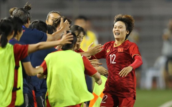Nữ Việt Nam - Nữ Thái Lan 1-0: Bảo vệ thành công ngôi Hậu ảnh 7