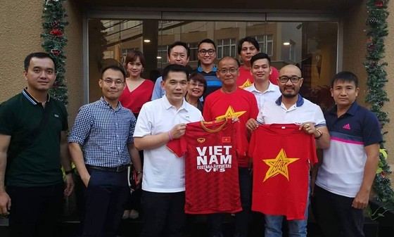 Thêm nhiều bạn đồng hành đến với U23 Việt Nam ảnh 2