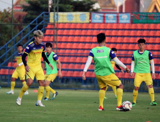 Hậu vệ phải của U23 Việt Nam: Ông Park đã tìm được thuốc chữa ‘đau đầu’? ảnh 1