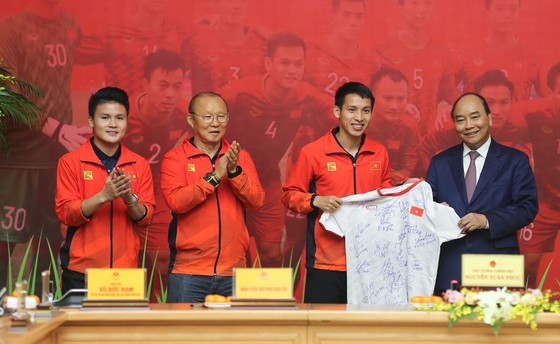 Thủ tướng Chính phủ Nguyễn Xuân Phúc gửi Thư động viên đội tuyển U23 Việt Nam ảnh 1