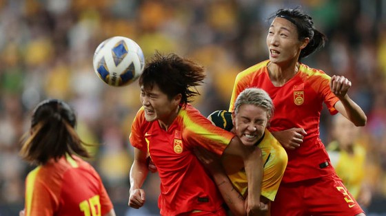 Đội tuyển nữ Trung Quốc mất ưu thế sân nhà ở vòng play-off Olympic 2020 ảnh 1