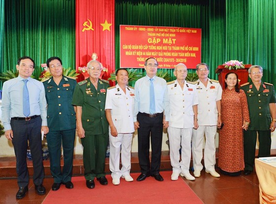Bí thư Thành ủy TPHCM Nguyễn Thiện Nhân gặp mặt cựu tướng lĩnh quân đội  ảnh 1