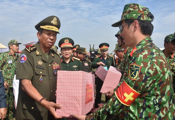 Việt Nam – Campuchia diễn tập cứu hộ, cứu nạn khu vực biên giới đất liền  ​ ảnh 4