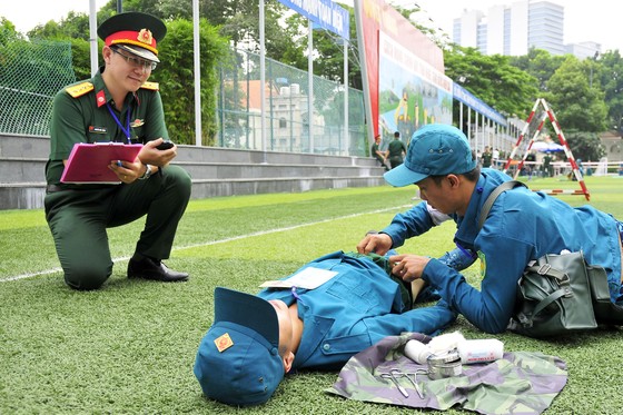 Biểu dương sức mạnh của nền quốc phòng toàn dân ảnh 6