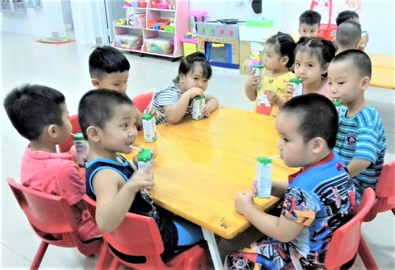 Chương trình Sữa học đường tại TPHCM: Mở rộng học sinh toàn thành phố ảnh 1