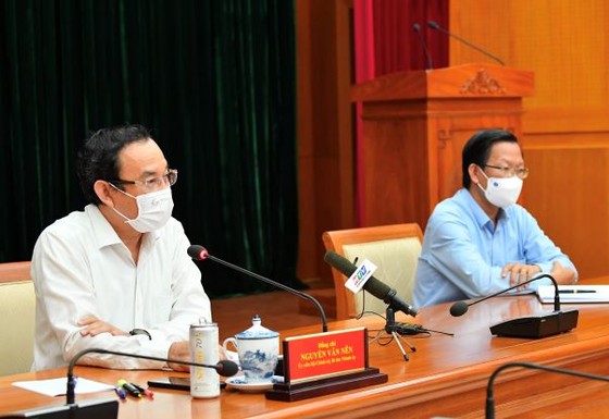  Bí thư Thành ủy TPHCM Nguyễn Văn Nên: Xem xét, chọn lựa những giải pháp tốt nhất cho thành phố và người dân, doanh nghiệp ảnh 2