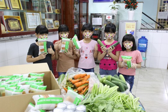 Chăm lo người yếu thế, công nhân bị ảnh hưởng bởi dịch Covid-19 ảnh 3