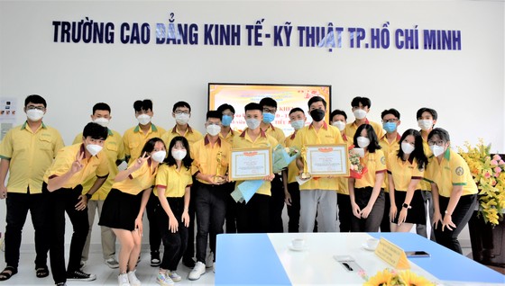 2 sinh viên trường nghề được nhận Bằng khen của Bộ LĐTB-XH ảnh 3