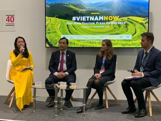 Sở Du lịch TPHCM giới thiệu Lễ hội Áo dài tại WTM London 2019 ảnh 1