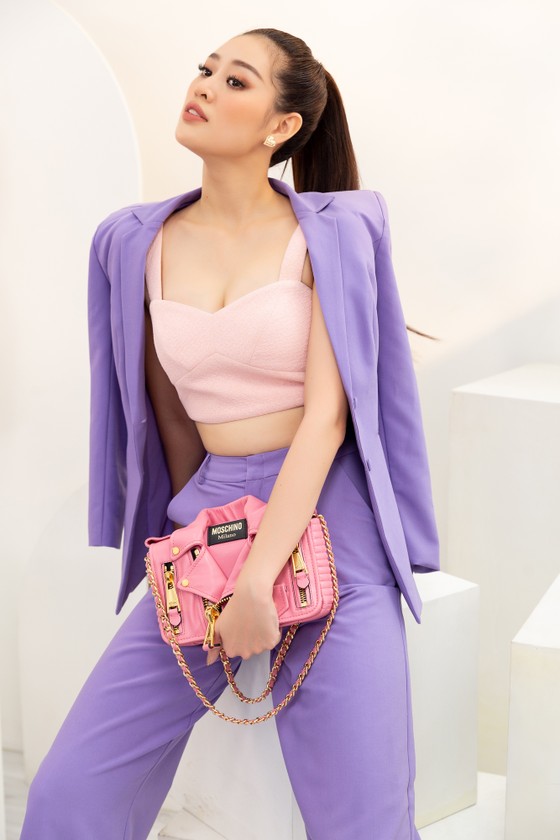 Hoa hậu Khánh Vân biến hóa với ba phong cách thời trang khác nhau  ảnh 7