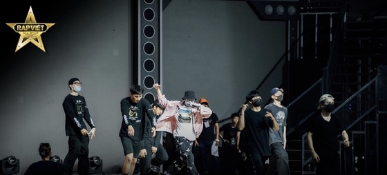 Live Concert Rap Việt All-Star hé lộ loạt hình ảnh tổng duyệt 'gây choáng' ảnh 8