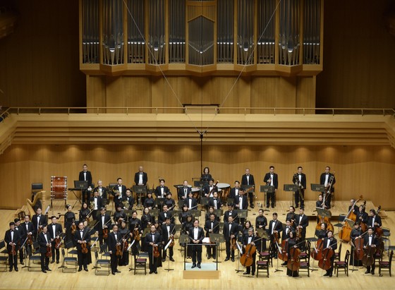 Hơn 100 nghệ sĩ giao hưởng cùng trình diễn tại buổi hòa nhạc The Great German Three B’s ảnh 1
