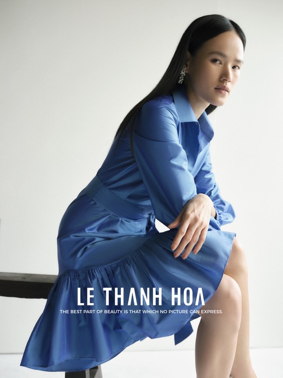Người mẫu Tuyết Lan 'high fashion' trong bộ sưu tập dành riêng cho quý cô công sở ảnh 1