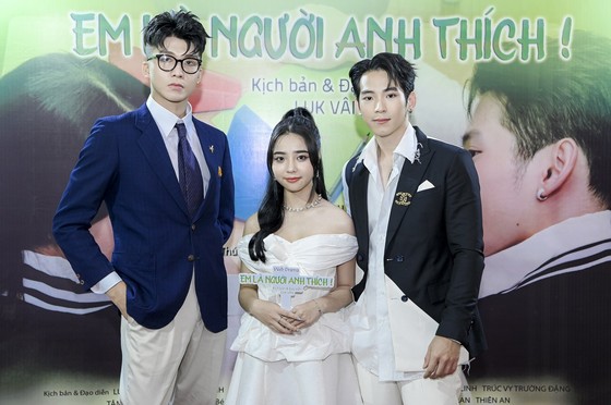 Đạo diễn Luk Vân ra mắt phim chủ đề con nhà giàu 'Em là người anh thích' ảnh 1