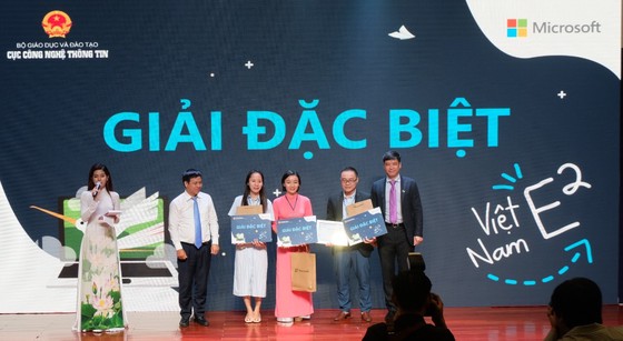 3 giáo viên xuất sắc nhất đại diện Việt Nam tham dự Diễn đàn Giáo dục toàn cầu ảnh 3